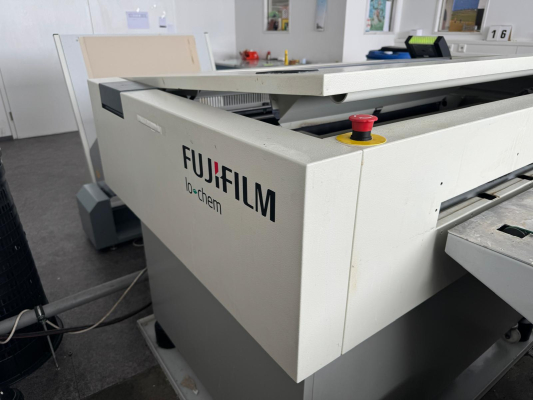 Fuji Luxel T 9800